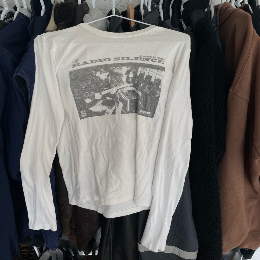Brandy melville radio silence long sleeve